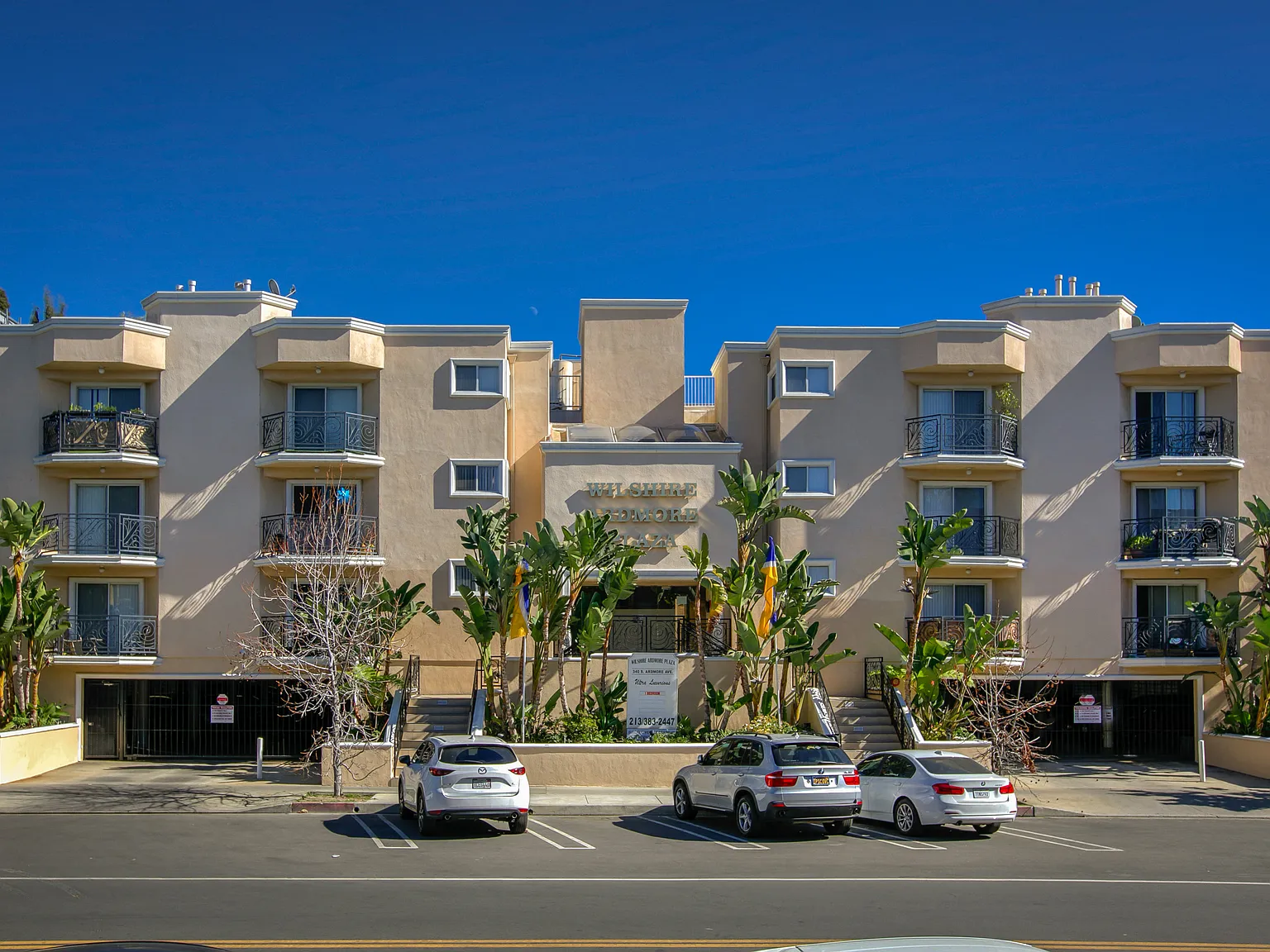 Wilshire Ardmore Plaza — Photo 2