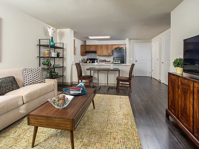 Residences at Maple Glen — Photo 6