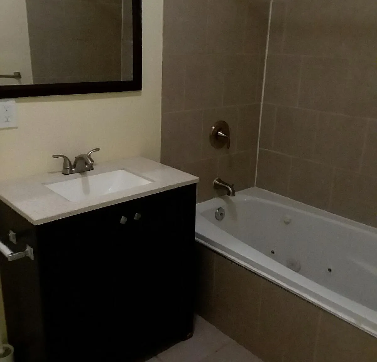 6311 N Albany Ave — Photo 1