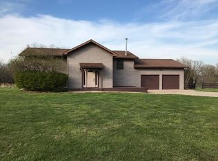 973 Painter Rd, Branson, MO 65616