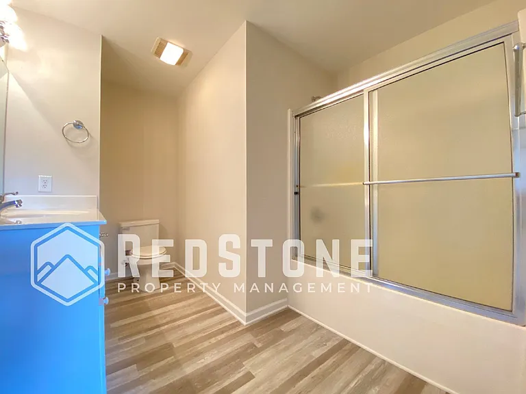 3903 Johns Creek Dr — Photo 20