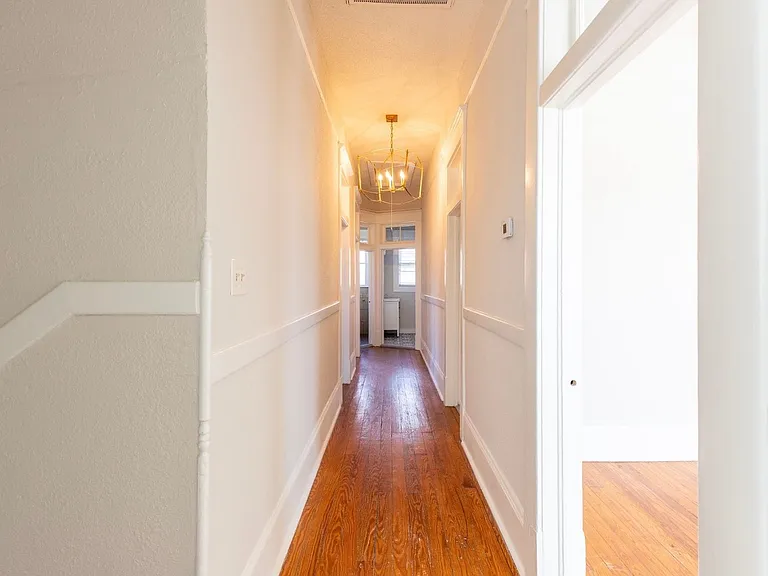 1016 E Anderson St — Photo 39