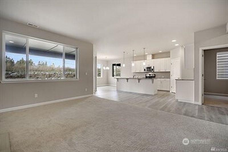 5th image of 10003 Merrick Street SE #369
