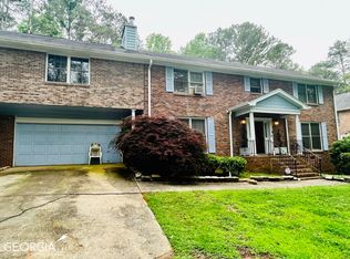 8243 Creekridge Cir, Riverdale, GA 30296