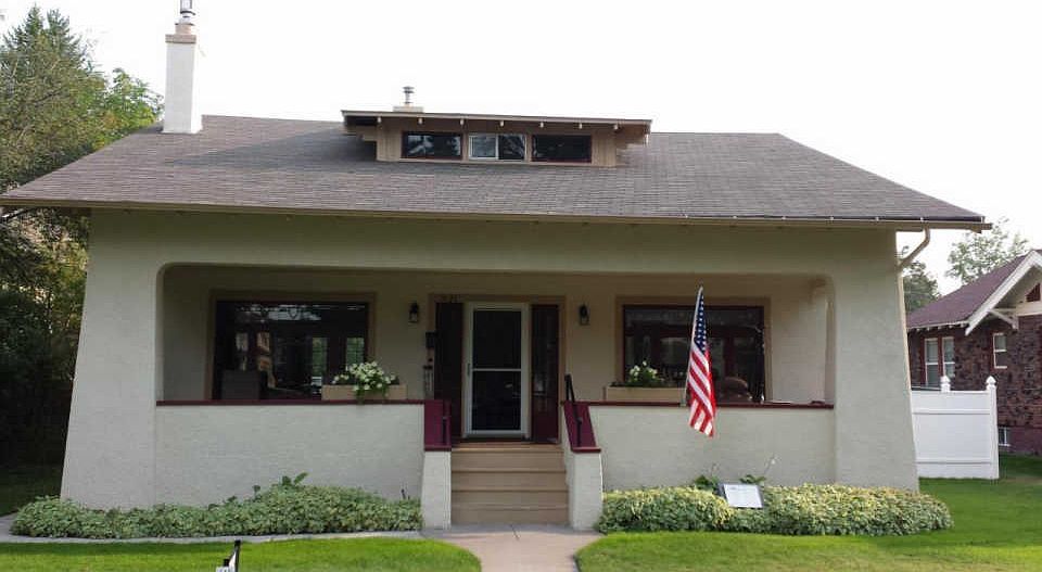 1st image of 521 University Ave