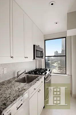 Rented by Halstead Real Estate | media 16