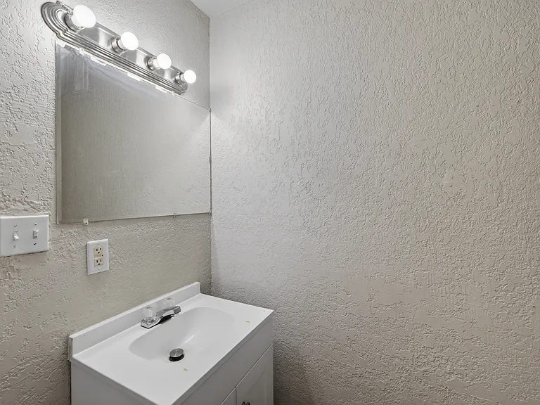 8506 Comet St #A — Photo 18
