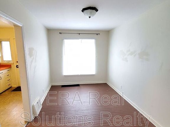 5th image of 1520 Oakland Park Ave