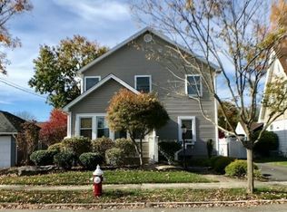 10 Legion St, Pompton Lakes, NJ 07442