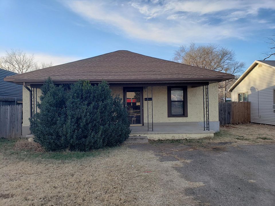 1st image of 2112 1st Ave