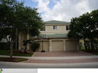 4300 Laurel Ridge Cir, Weston, FL 33331