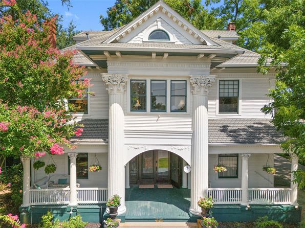 5 Bedroom Home for Sale in Dallas TX