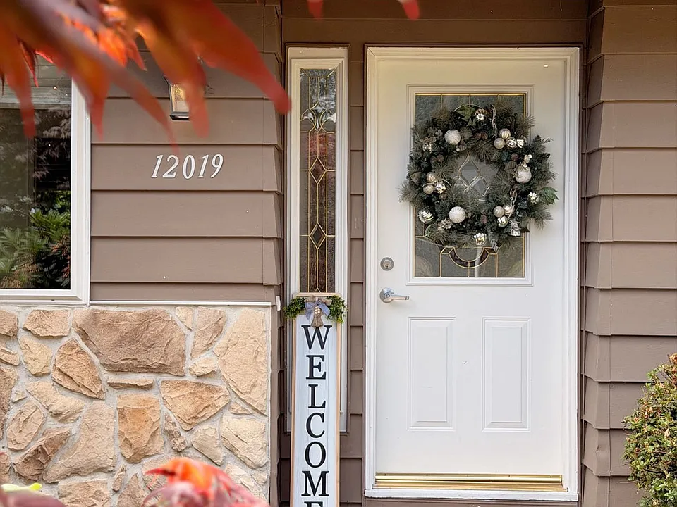 12019 NE 136th Pl