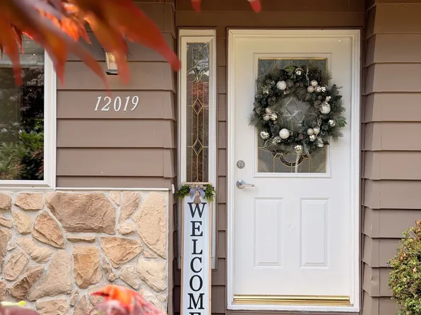 12019 NE 136th Pl, Kirkland, WA 98034