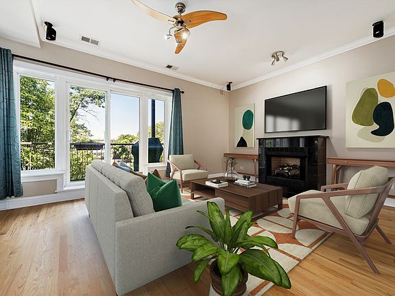 4th image of 5923 N Winthrop Ave APT 2S