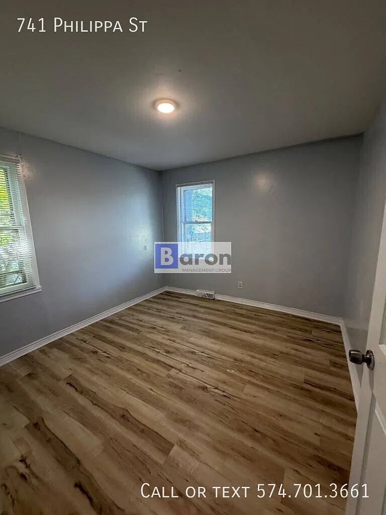 " 4-Bedroom South Bend Home with Spacious Layout!" — Photo 4