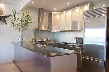 Sold by Hudson 3 Inc