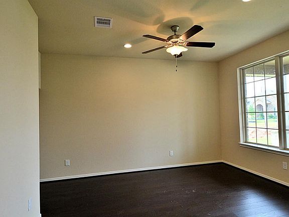 4th image of 3014 Francisco Bay Pl