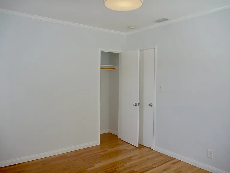 845 Flower Ave — Photo 41