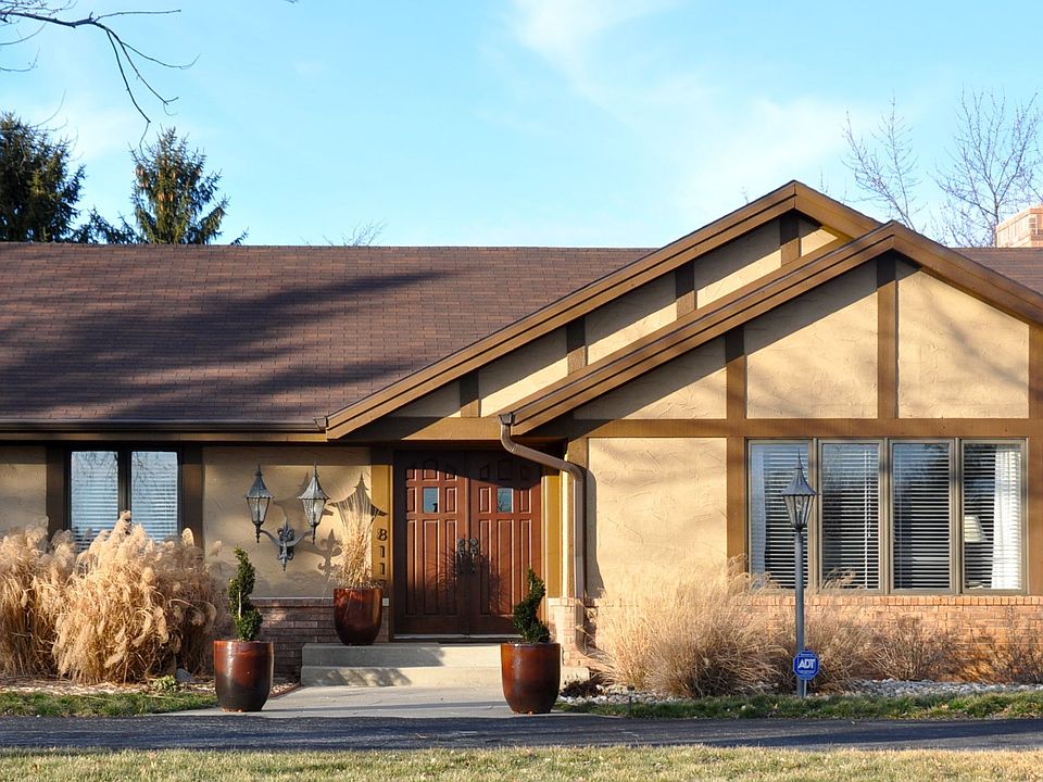 2550 SqFt Ranch on FULL Basement