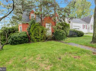 1233 N West St, Carlisle, PA