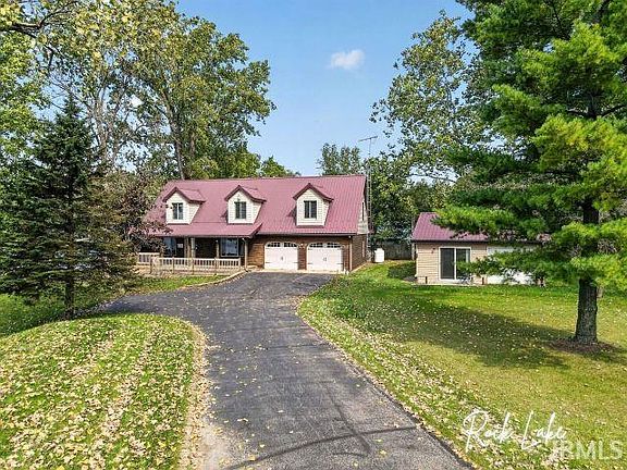 2nd image of 1145 Lakeshore Dr