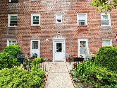 8 Leewood Circle #1R, Eastchester, NY, 10709