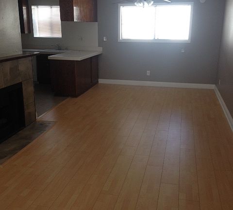 3rd image of 1217 W Rosecrans Ave APT 5