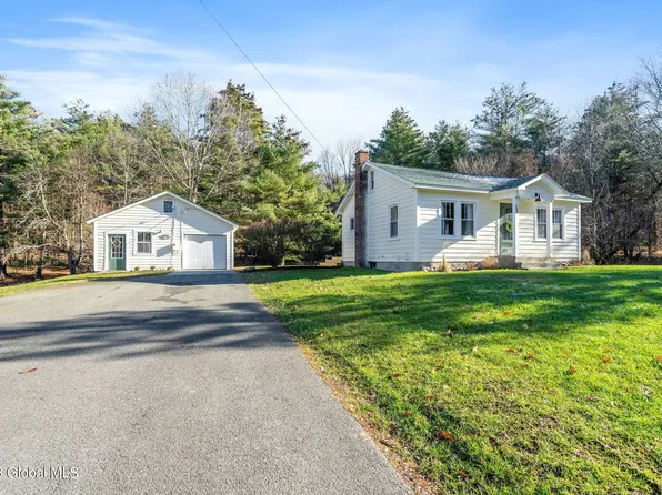 396 Malden Bridge Road, Nassau, NY 12123