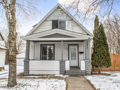 1271 White Bear Ave N, Saint Paul, MN, 55106