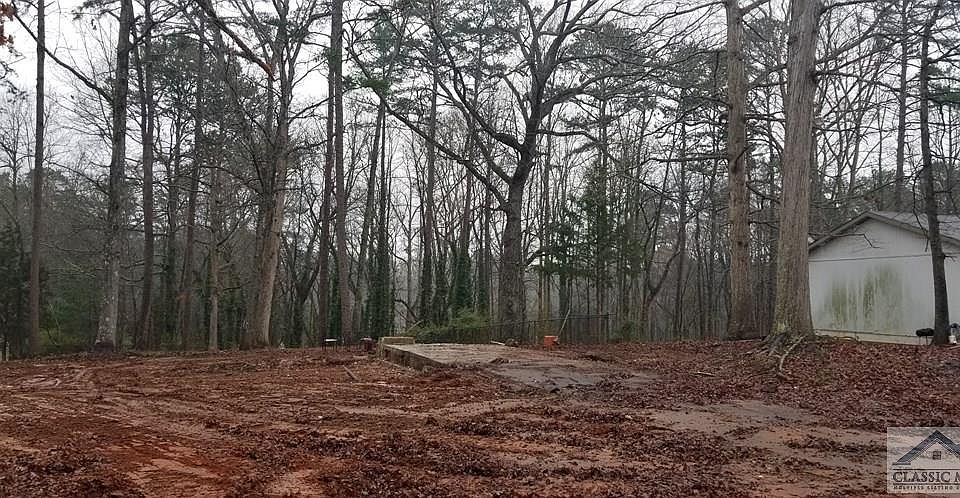 2nd image of 245 Stonehenge Way