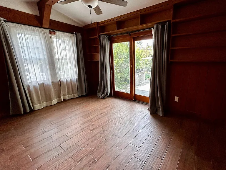56 N New Ardmore Ave — Photo 14