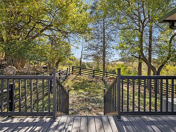 48th image of 2846 Fuller Hollow Rd
