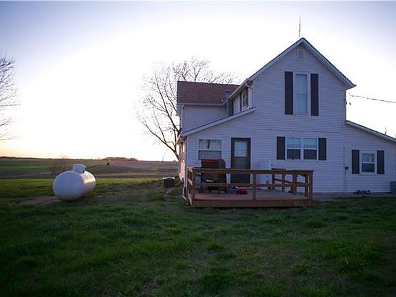 5th image of 1860 SW Crow Rd