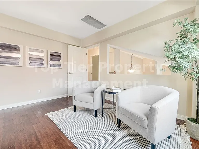 1568 Mallorca Dr — Photo 23