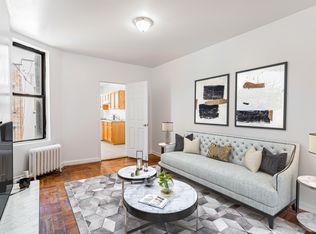 327 W 42nd St APT 5W, New York, NY 10036