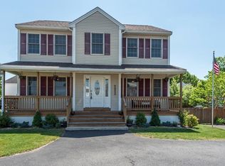 107 Pleasant St, Methuen, MA 01844
