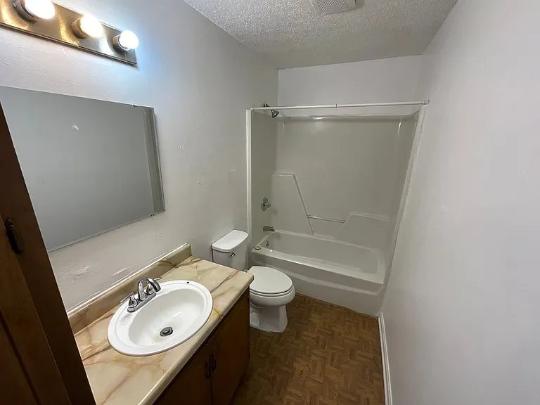 4229 Village Ct — Photo 8