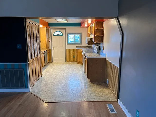 128 Laura Ln #128 — Photo 13