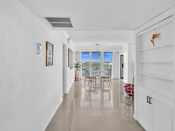 5th image of 1370 S Ocean Boulevard #1205