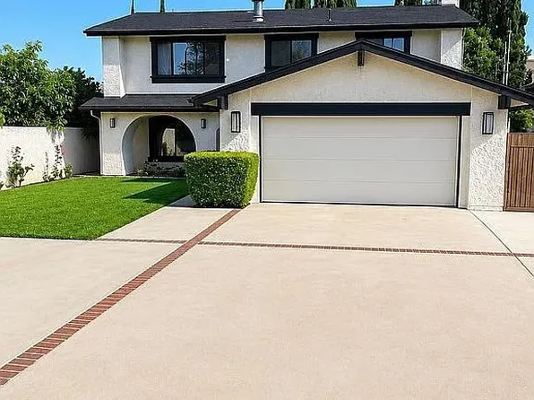 20054 Arminta St, Winnetka, CA 91306