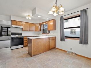 10812 W Wren Ave, Milwaukee, WI 53225