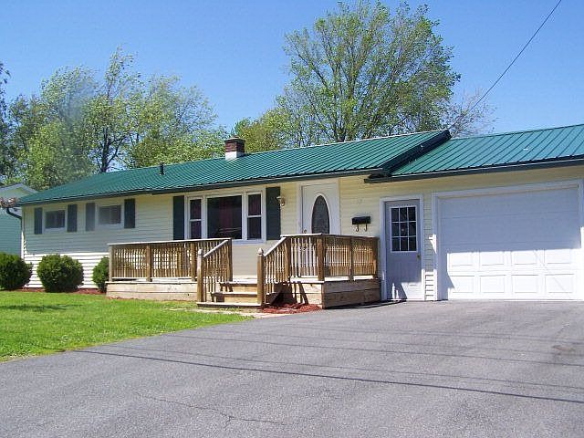 1st image of 25 Hillsdale Ter