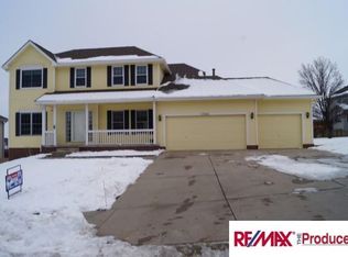 17541 Jefferson St, Omaha, NE 68135