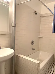 Rented by Isley Residential