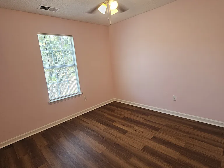 7111 Creekside Dr — Photo 22