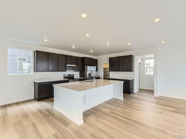 8867 Waterleaf Lane, Littleton, CO 80125