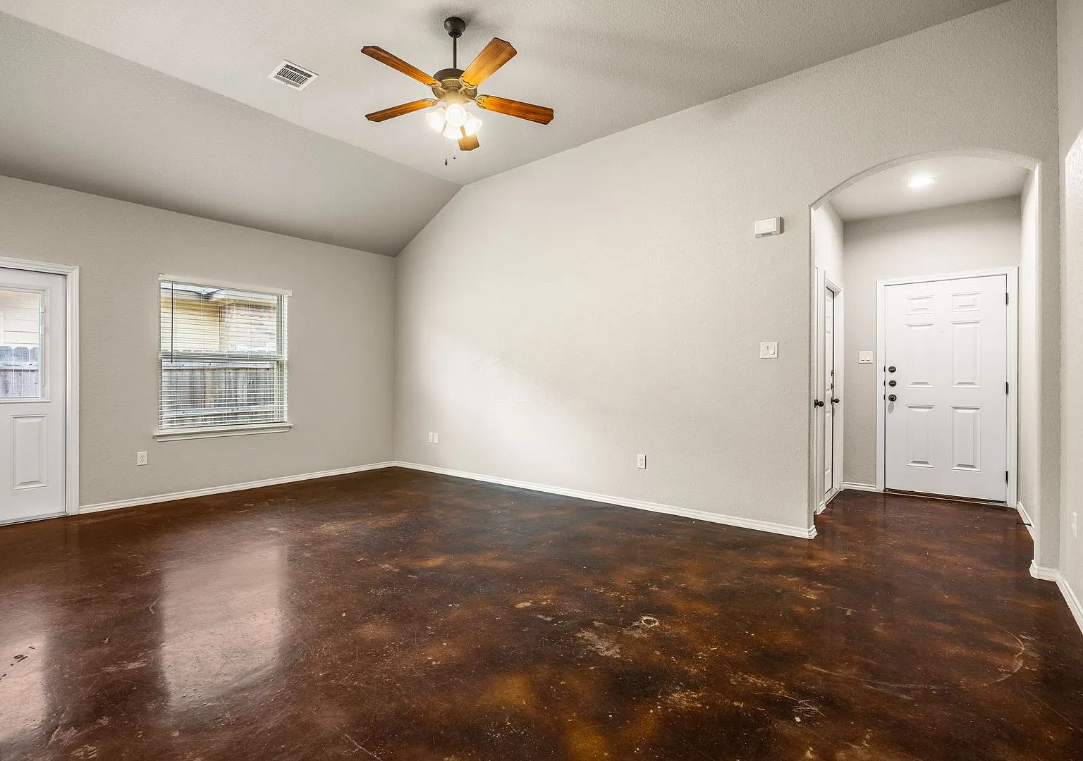Modern 3-Bedroom Home in Seguin | Granite Counters + Private Fenced Yard! — Photo 4