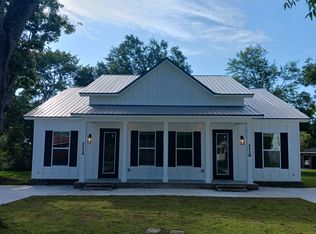 511 N Henry St #A, Glennville, GA 30427