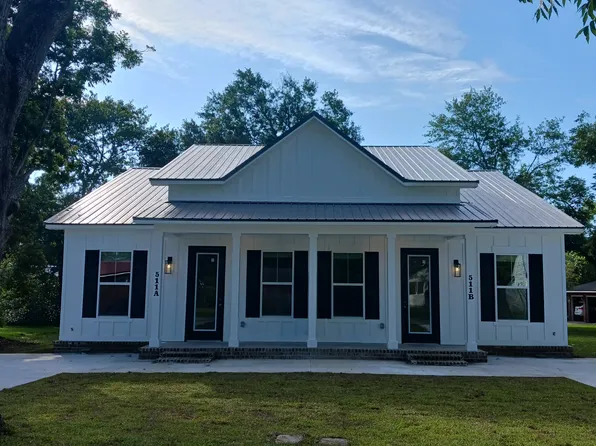 511 N Henry St #A, Glennville, GA 30427